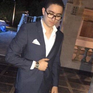 Hommebcbg33